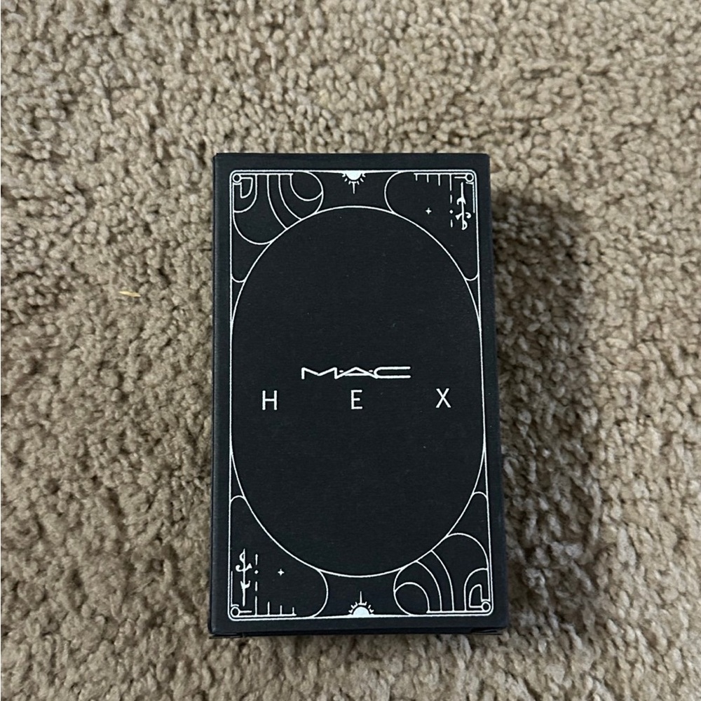 NEW Tarot Cards